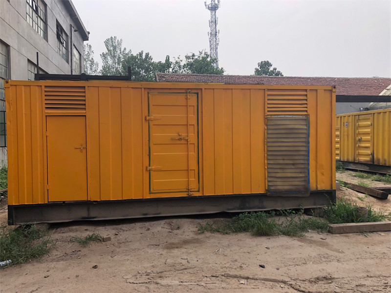 马尔康柴油发电机如何判断新机油是否已经完全充满机油滤清器？