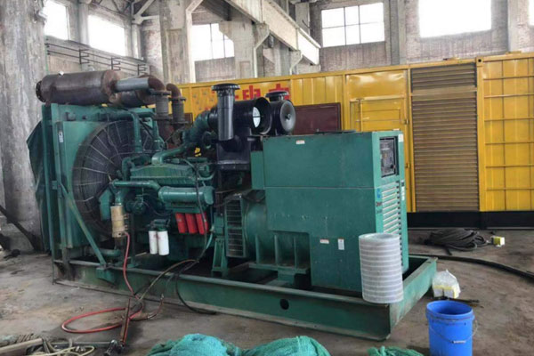 马尔康发电机组的空气滤清器应该如何保养？