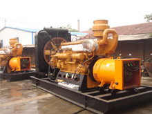 马尔康发电机组的频率规格是如何确定的？