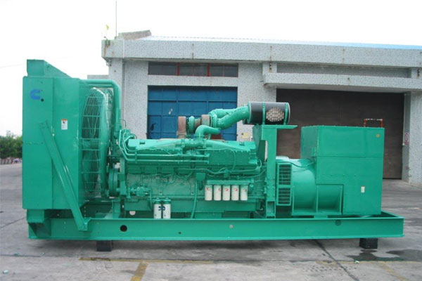 马尔康工厂发电机应急发电时如何更准确地检查发电机状态？