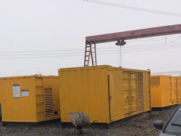 马尔康100kw柴油发电机组每小时油耗？