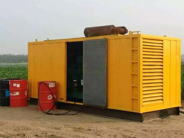 马尔康安装新的水冷式机油散热器密封件有哪些注意事项？